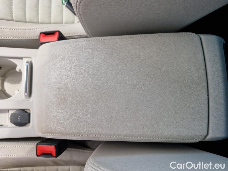  Volkswagen  Passat  Lim (CB2) (2019)  2.0TDI 110 Elegance AT #13