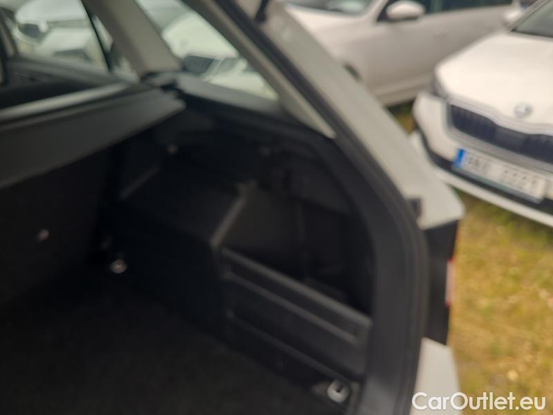  Skoda  Fabia  Combi (2015) Com.1.0TSI 70 Ambition 5d #13