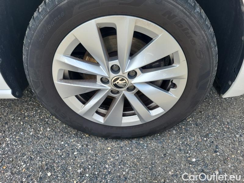  Skoda  Scala  (NW) (2019)  1.0 TSI 81 Style #3