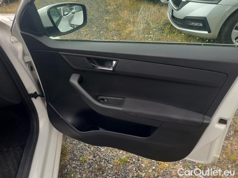  Skoda  Fabia  Combi (2015) Com.1.0TSI 70 Ambition 5d #11
