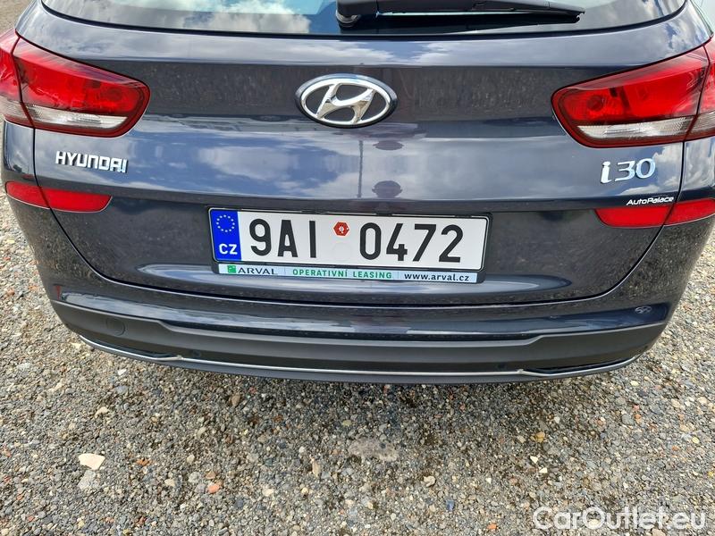  Hyundai  i30   cw (PD)(2017->)  kom.1.0TGDI Family Comf #13