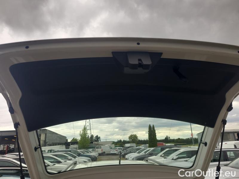  Skoda  Fabia  Combi (2015) Com.1.0TSI 70 Ambition 5d #15