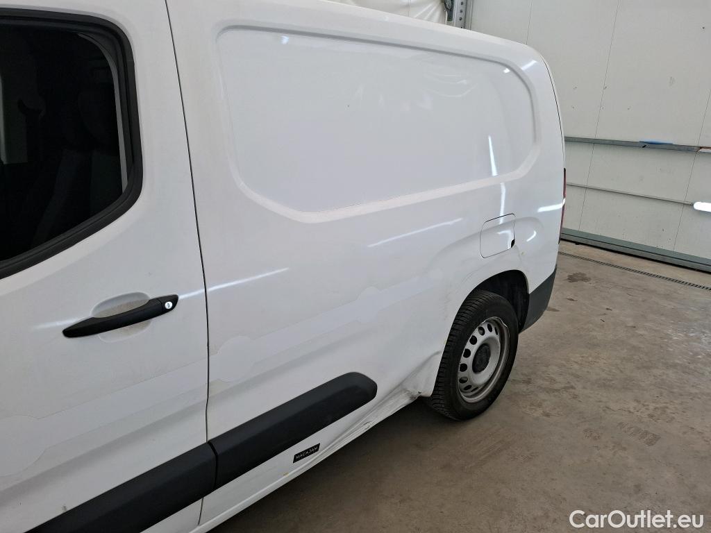  Citroen  Berlingo  Fourgon Club XL 950 1.5 BlueHDi 100CV BVM5 E6dT #1
