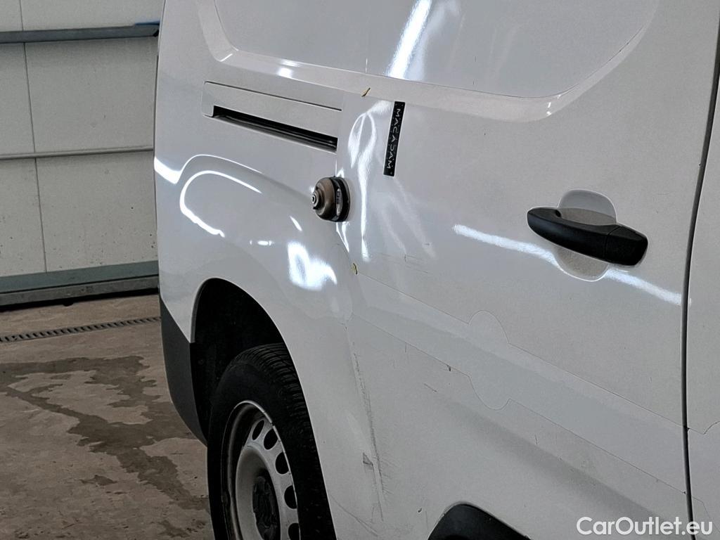 Citroen  Berlingo  Fourgon Club XL 950 1.5 BlueHDi 100CV BVM5 E6dT #12