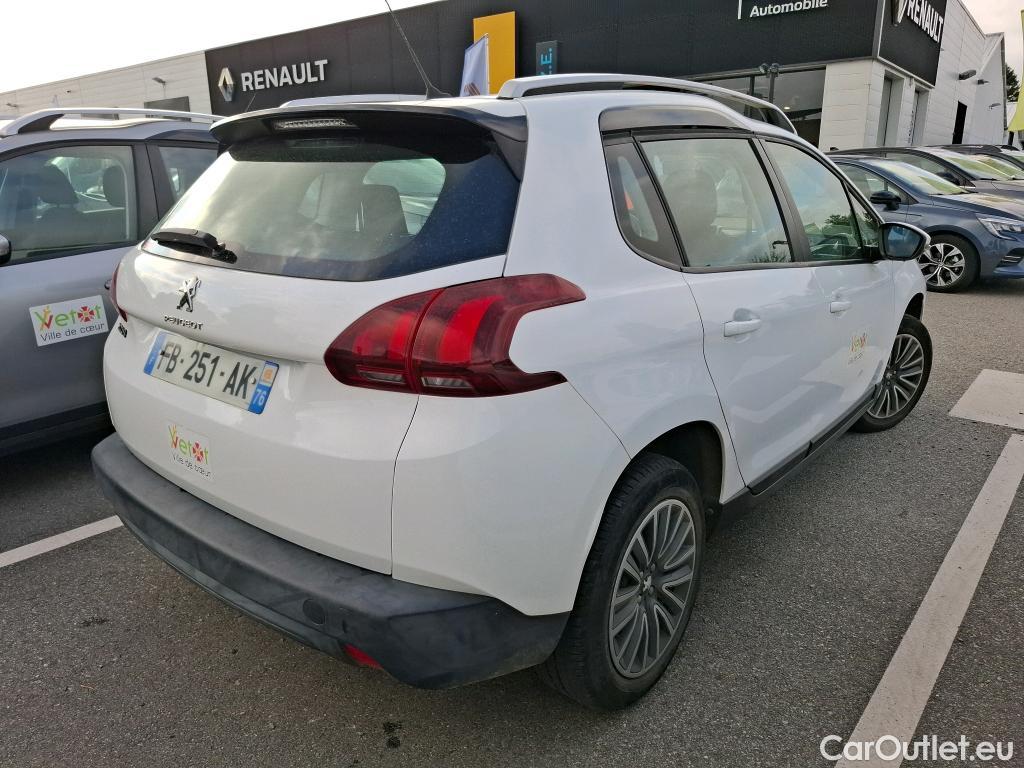  Peugeot  2008 PEUGEOT  / 2016 / 5P / Crossover Puretech 82 S&S €6.c ACTIVE #31