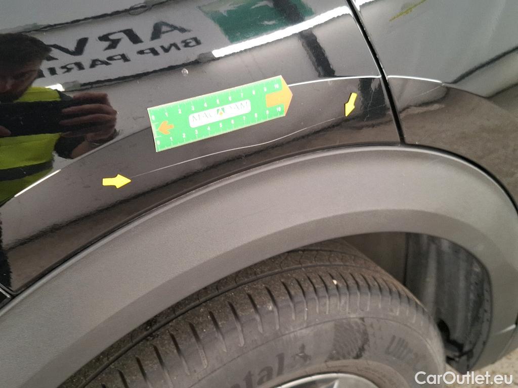  Peugeot  2008  Active Pack 1.2 PureTech 130CV BVA8 E6d #10