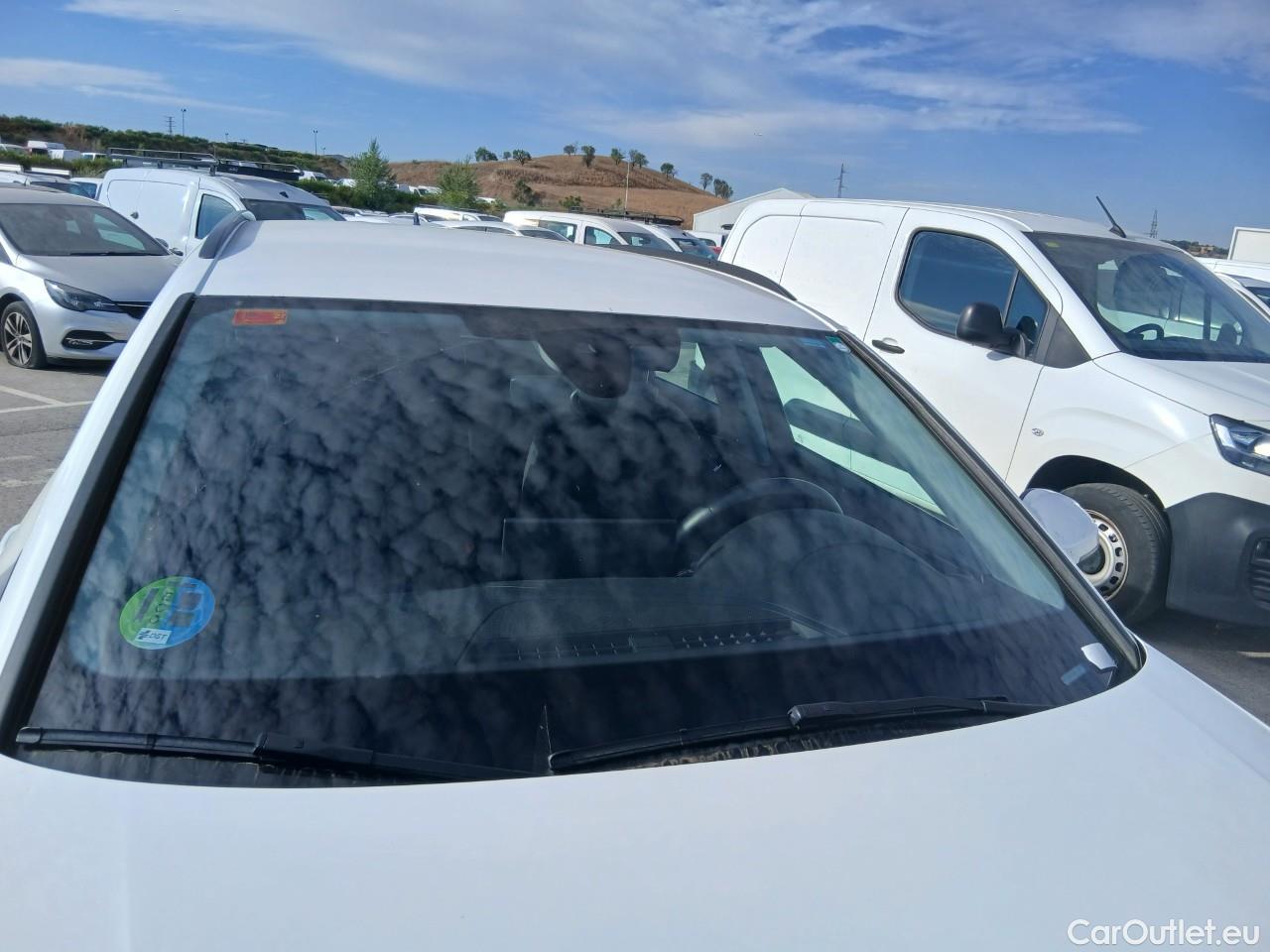  Audi  A4  Avant 35 TDI advanced 2.0 TDI 165CV AT7 E6d #8