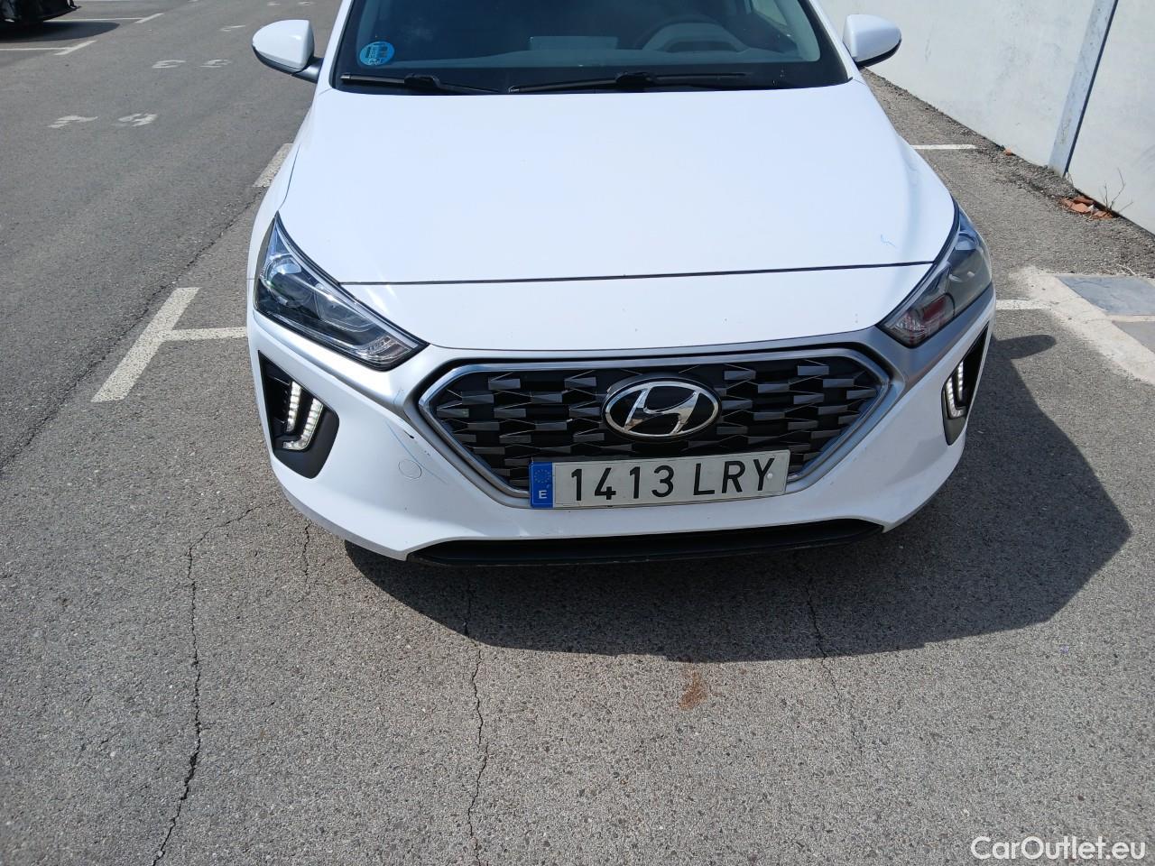  Hyundai   Ioniq HYUNDAI / 2019 / 5P / berlina con portón 1.6 GDI HEV Klass LE DT #7