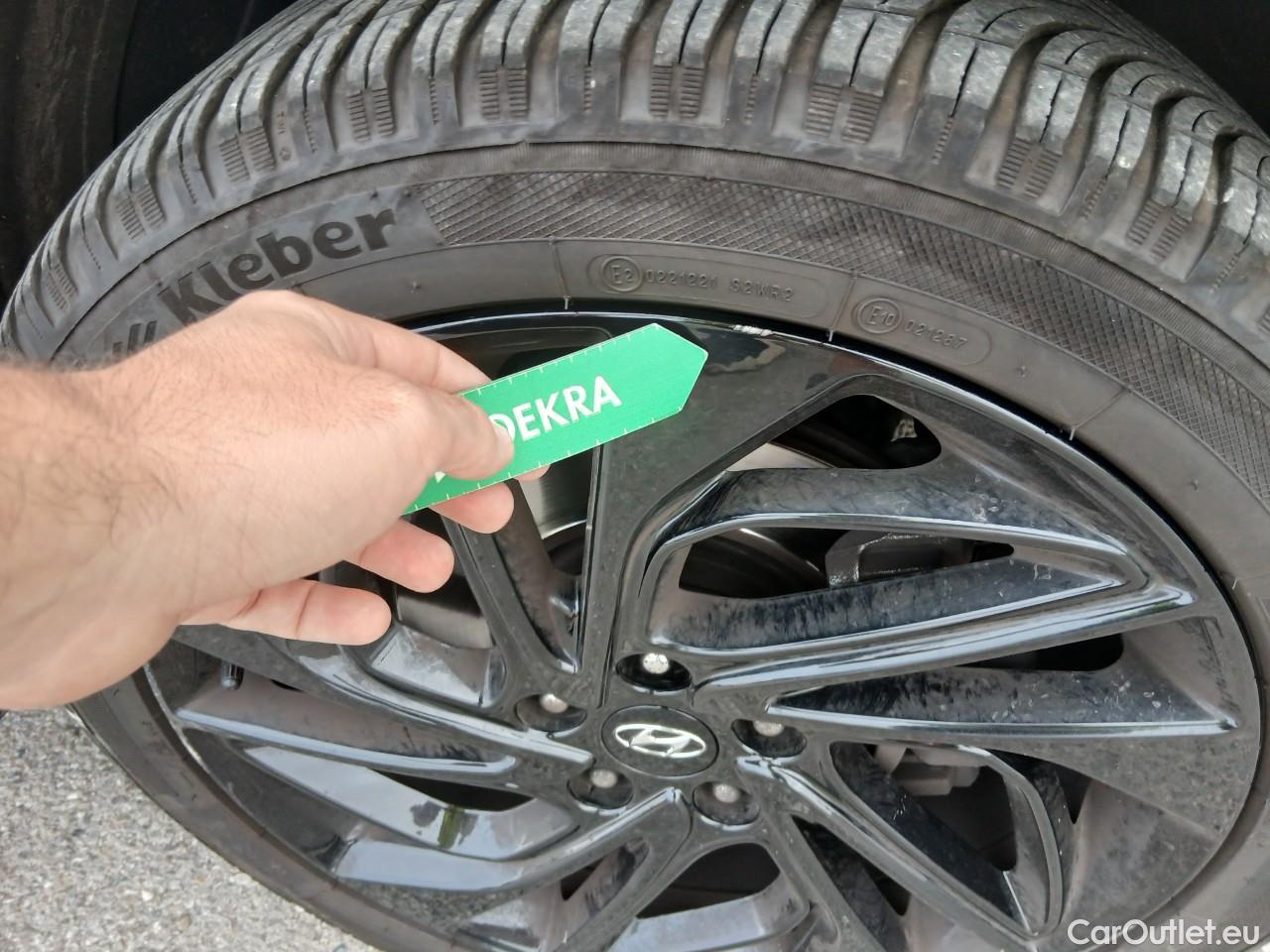  Hyundai  Tucson HYUNDAI  / 2018 / 5P / todoterreno 1.6 CRDI 100kW (136CV) 48V N-Line DT 4X2 #38