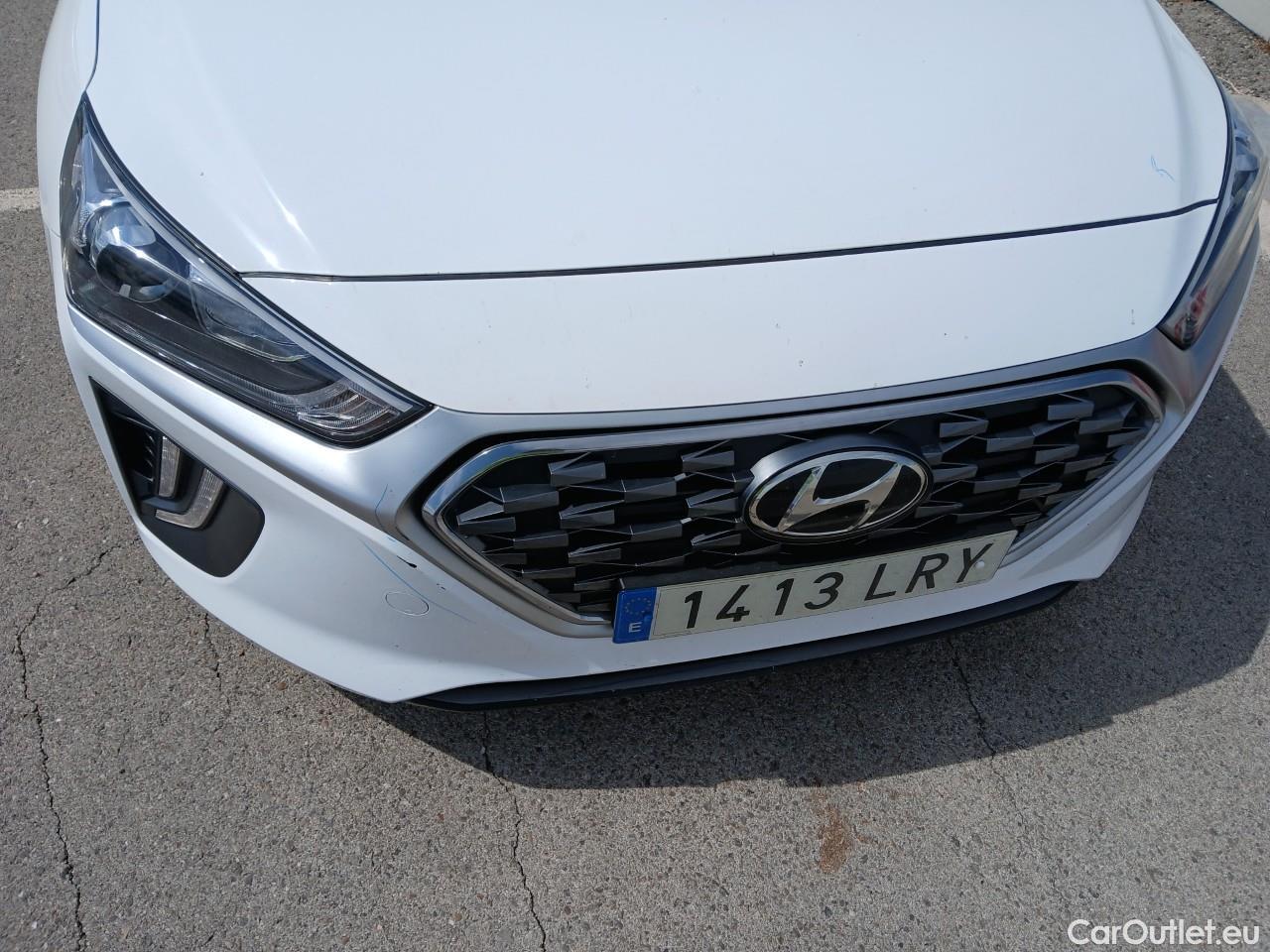  Hyundai   Ioniq HYUNDAI / 2019 / 5P / berlina con portón 1.6 GDI HEV Klass LE DT #11