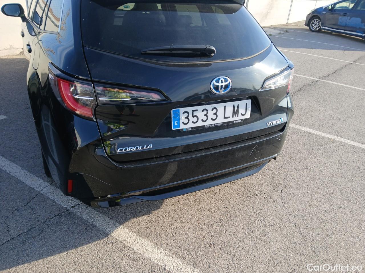  Toyota  Corolla TOYOTA  / 2019 / 5P / familiar 2.0 180H STYLE E-CVT TOURING SPORT #32