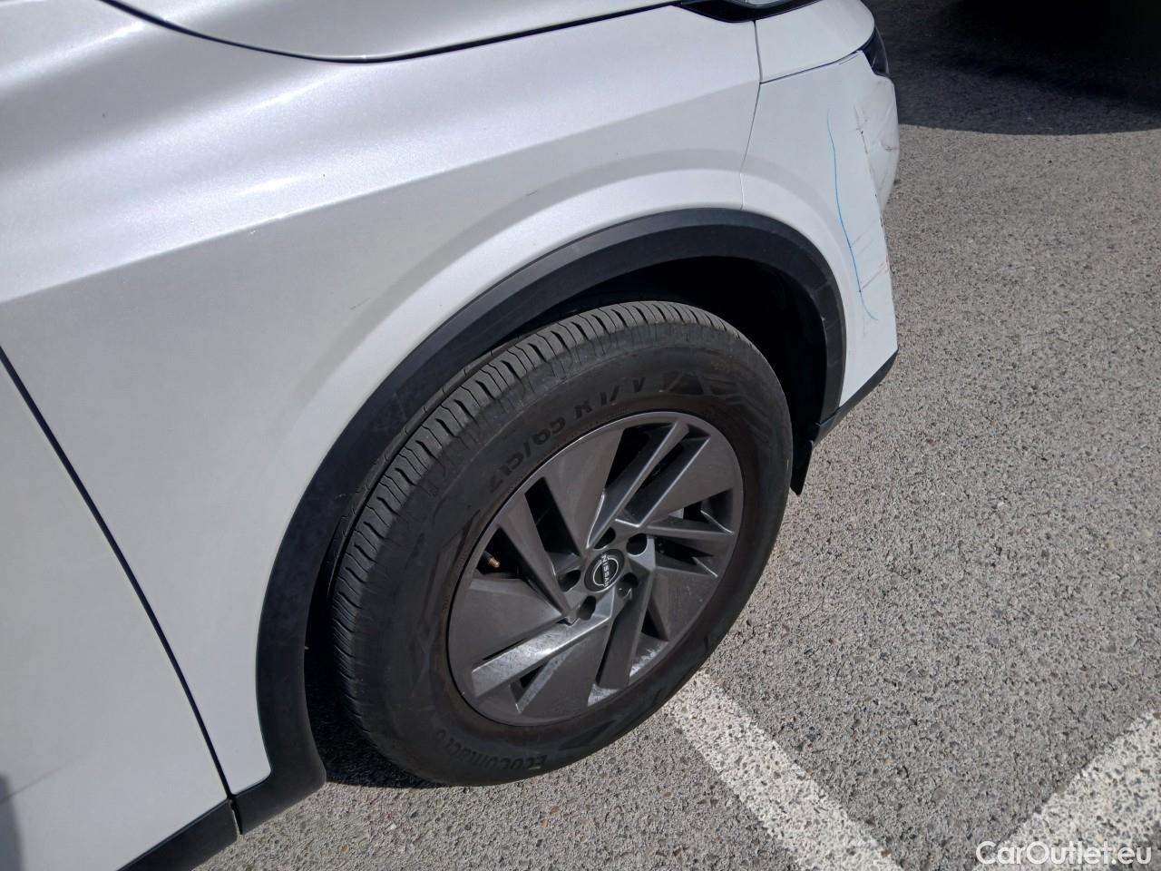  Land Rover  Discovery NISSAN QASHQAI / 2024 / 5P / todoterreno DIG-T 103kW (140CV) mHEV 4x2 Acenta #19