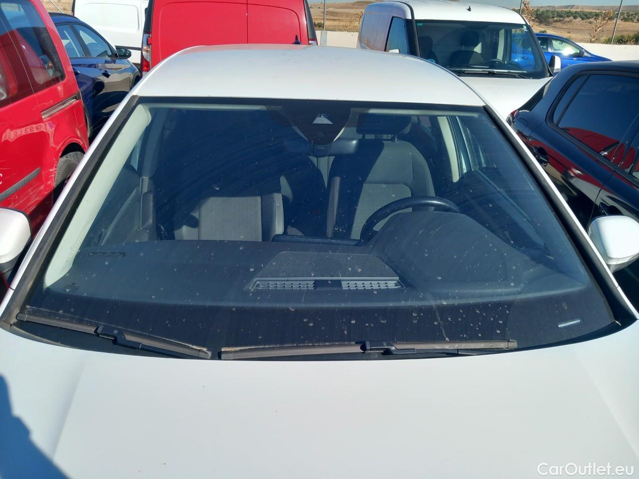  Volkswagen  Golf  VIII Berlina 2.0 TDI 115CV MT6 E6dT #1
