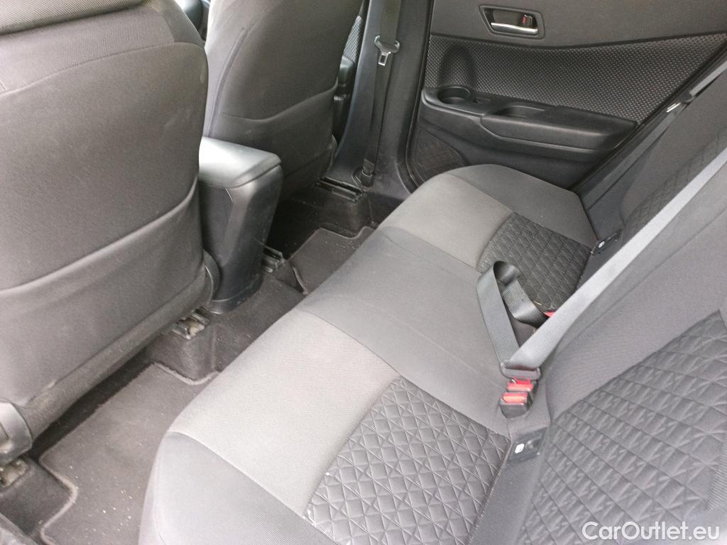  Toyota  C-HR TOYOTA  / 2019 / 5P / todoterreno 2.0 180H Advance #20