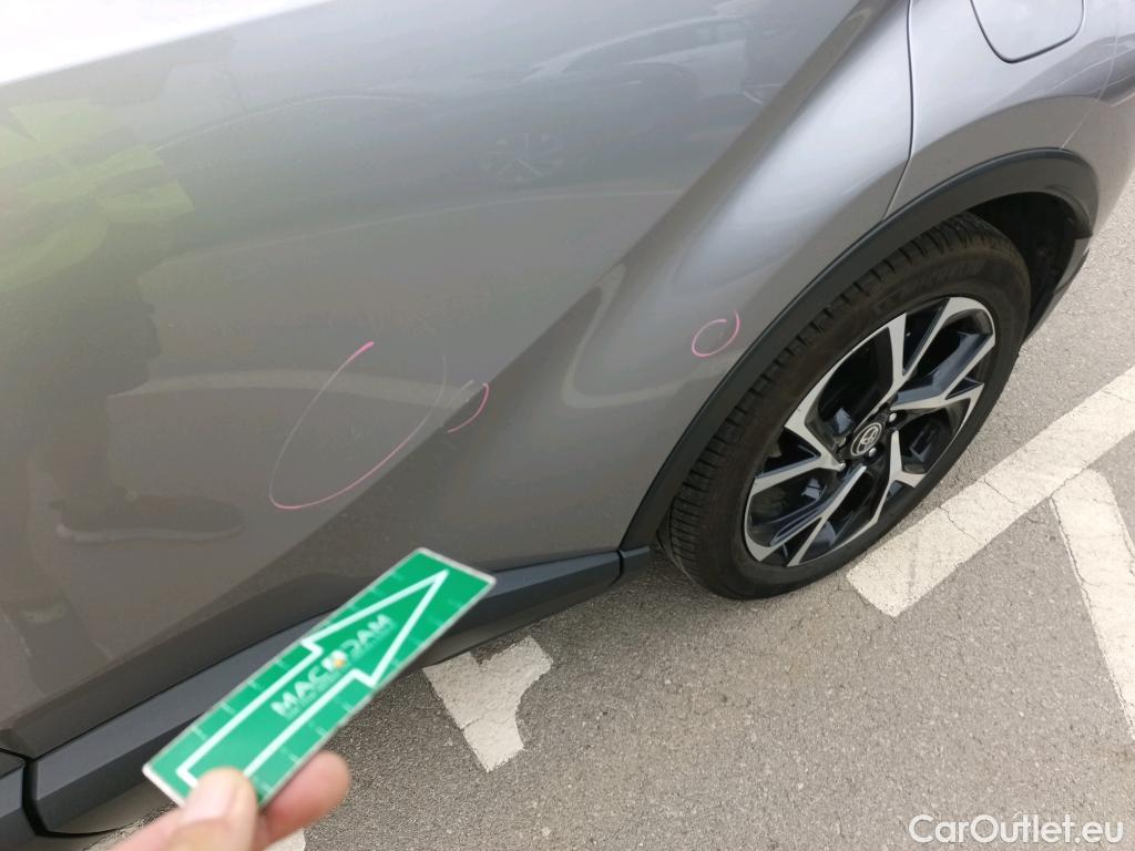  Toyota  C-HR TOYOTA  / 2019 / 5P / todoterreno 2.0 180H Advance #7