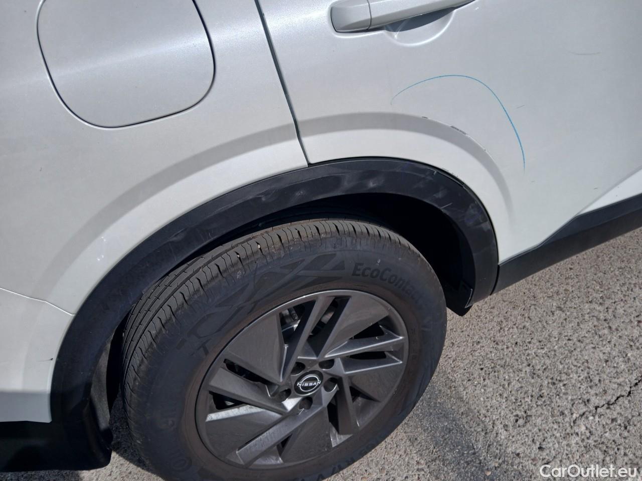  Land Rover  Discovery NISSAN QASHQAI / 2024 / 5P / todoterreno DIG-T 103kW (140CV) mHEV 4x2 Acenta #9