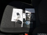  Toyota  RAV4 TOYOTA  / 2018 / 5P / todoterreno 2.5l 220H Advance #9