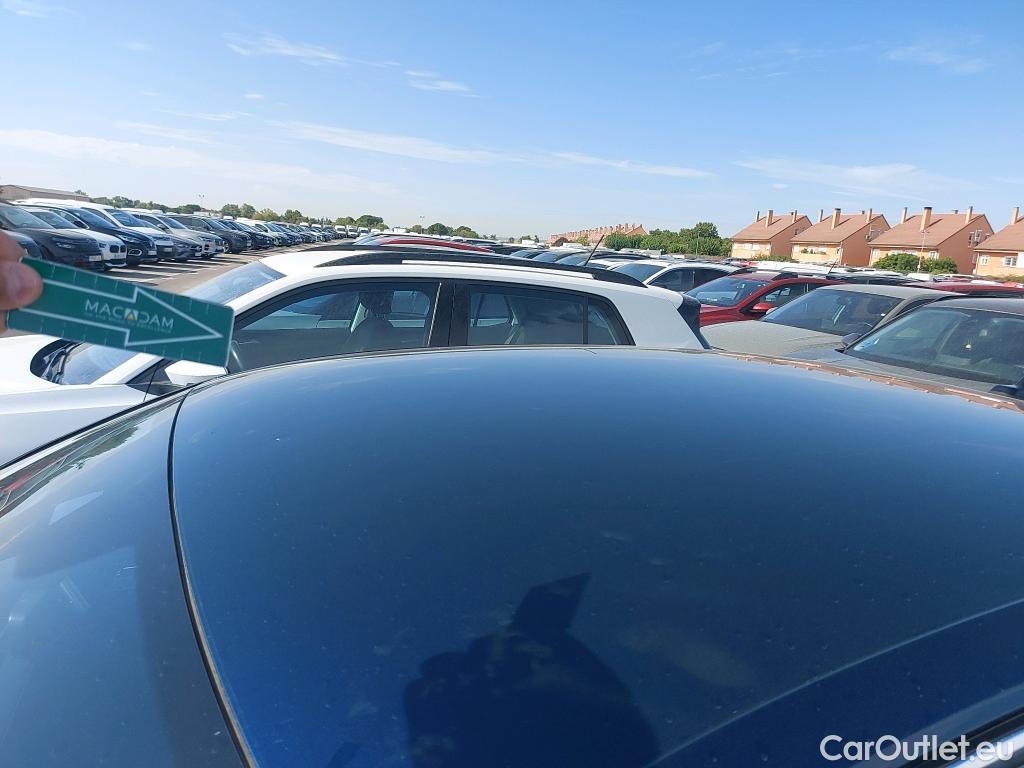  Volkswagen  Passat  Berlina R-Line 2.0 TDI 150CV MT6 E6d #30