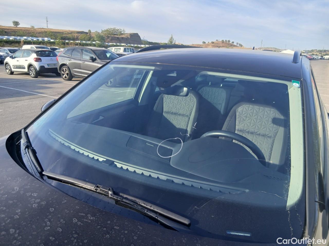  Volkswagen  Tiguan  Life 2.0 TDI 150CV AT7 E6d #19
