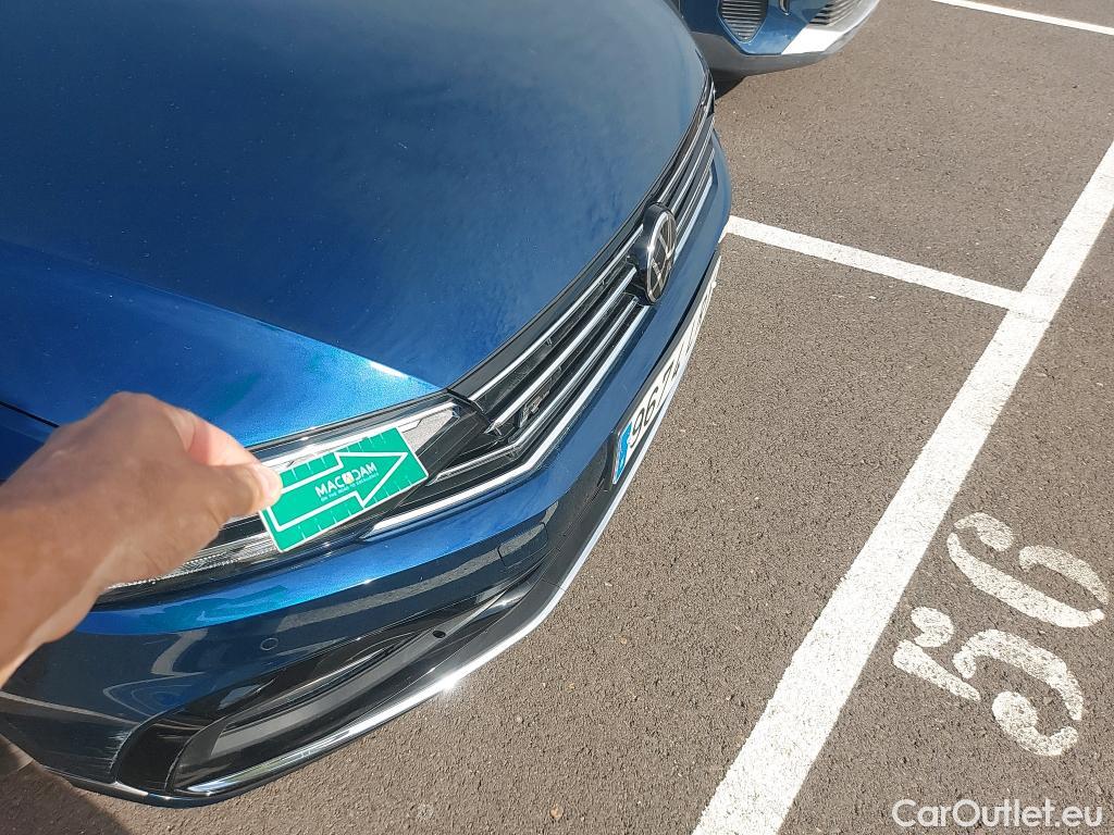  Volkswagen  Passat  Berlina R-Line 2.0 TDI 150CV MT6 E6d #16