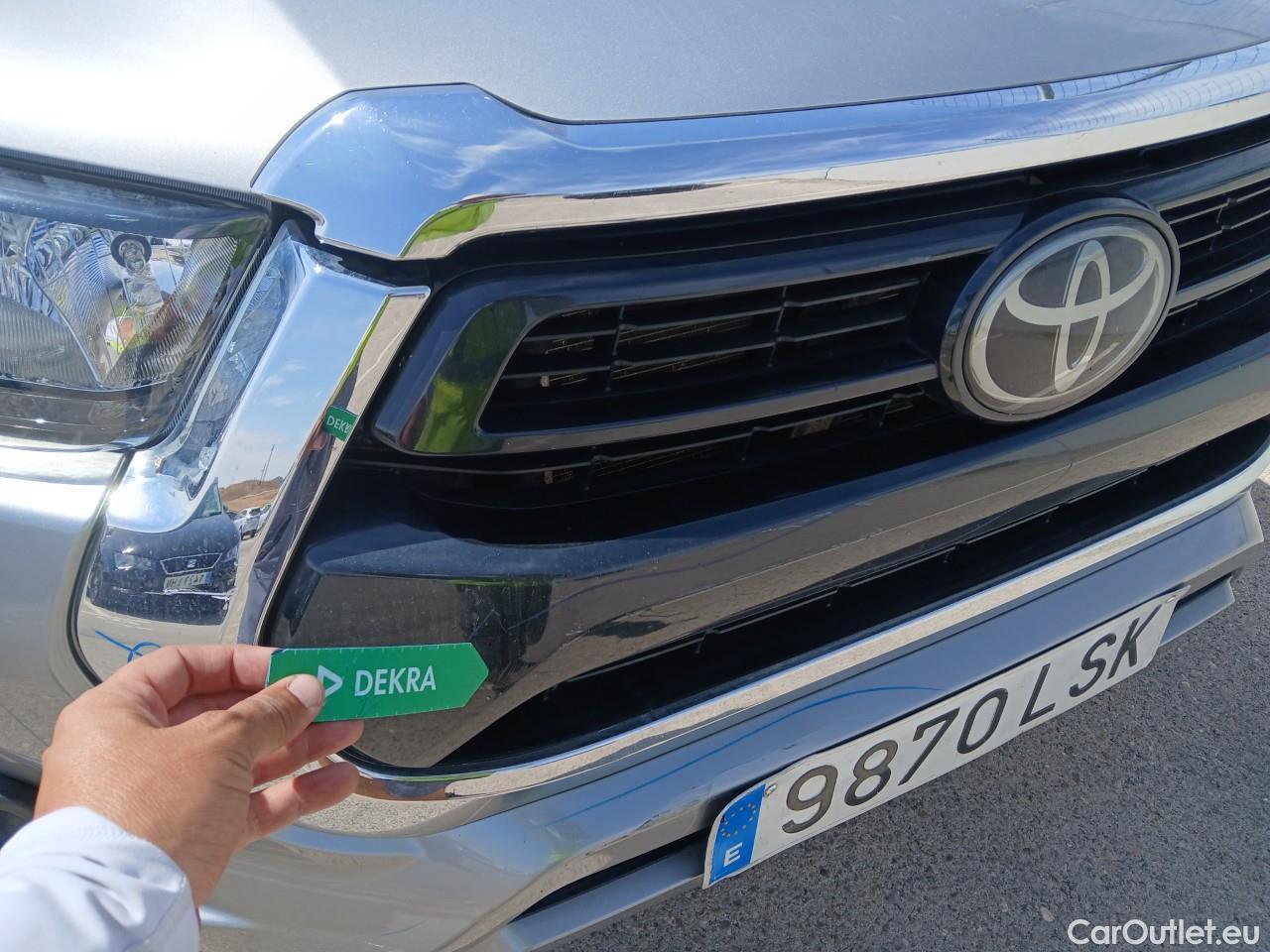  Land Rover  Discovery TOYOTA Hilux / 2020 / 4P / pickup 2.8 D-4D 150kW (204CV) Cabina Doble VX #29