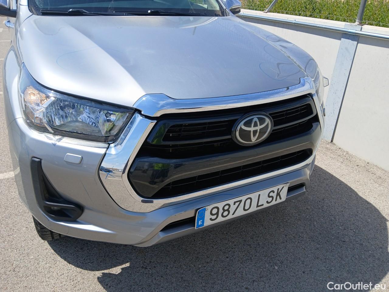  Land Rover  Discovery TOYOTA Hilux / 2020 / 4P / pickup 2.8 D-4D 150kW (204CV) Cabina Doble VX #28