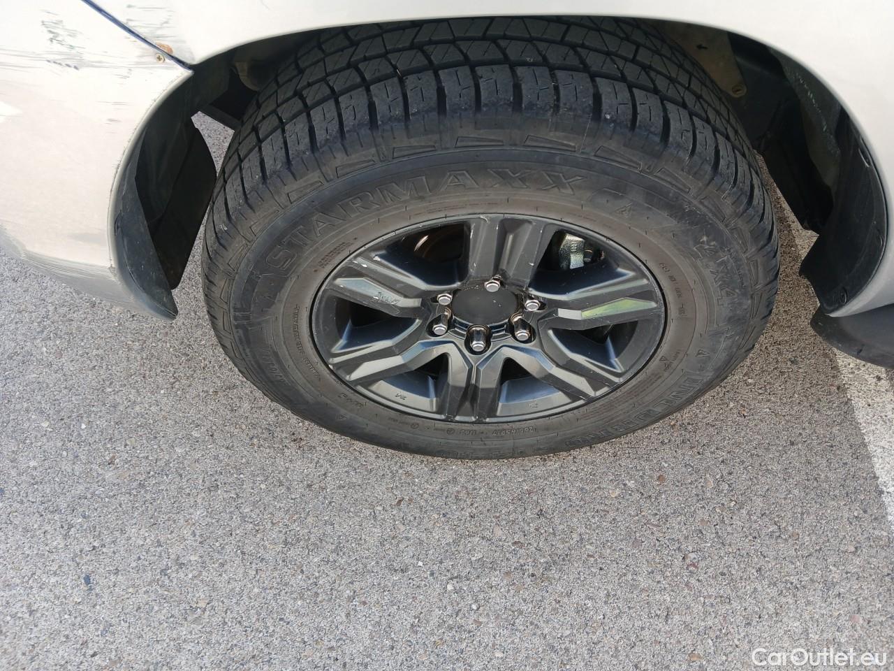  Land Rover  Discovery TOYOTA Hilux / 2020 / 4P / pickup 2.8 D-4D 150kW (204CV) Cabina Doble VX #12