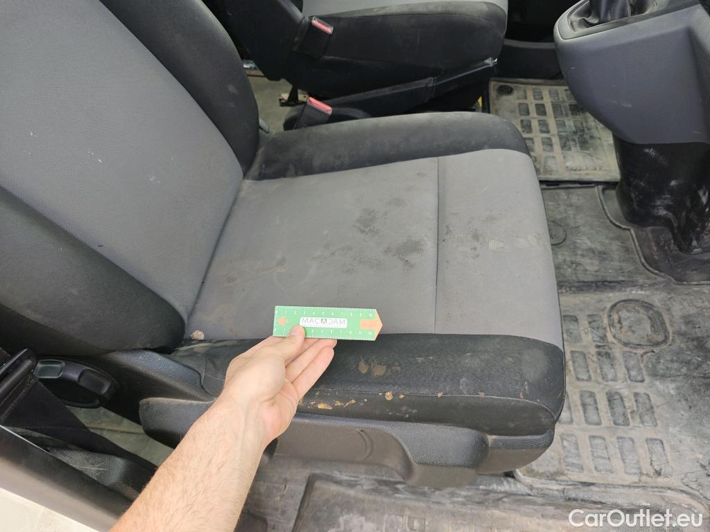  Opel  Vivaro OPEL  / 2019 / 4P / combi 1.5 Diésel 88kW (120CV) M Std Express #71