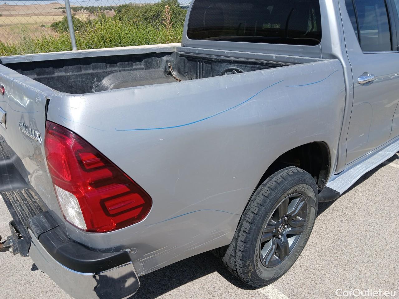  Land Rover  Discovery TOYOTA Hilux / 2020 / 4P / pickup 2.8 D-4D 150kW (204CV) Cabina Doble VX #52