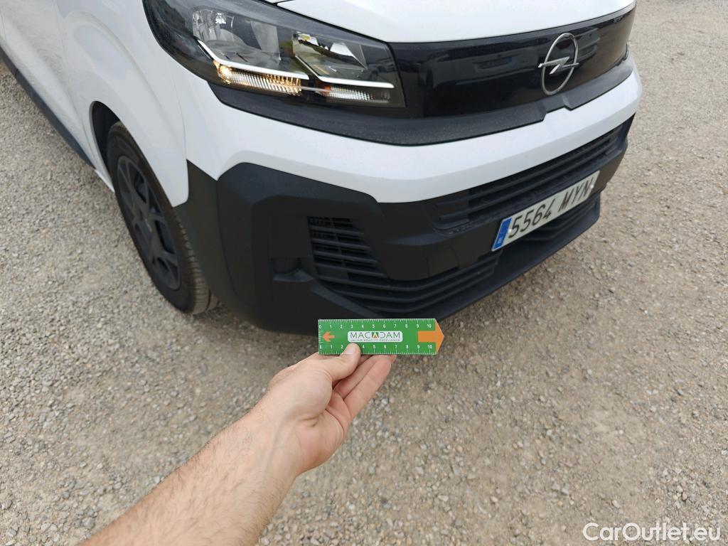  Land Rover  Discovery OPEL Vivaro / 2024 / 4P / combi 2.0D 132kW (180CV) Auto #10