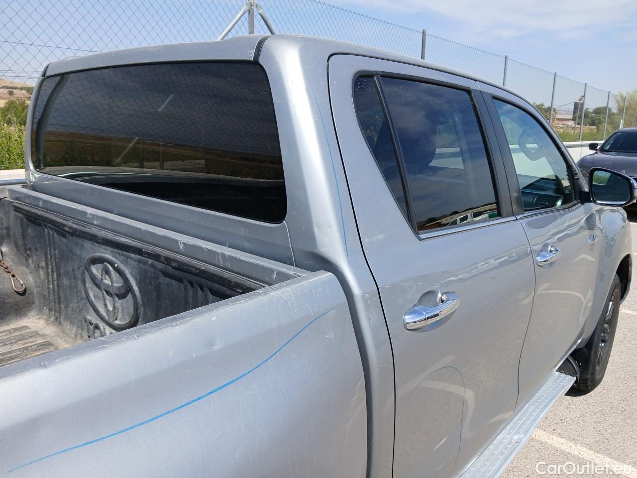  Land Rover  Discovery TOYOTA Hilux / 2020 / 4P / pickup 2.8 D-4D 150kW (204CV) Cabina Doble VX #54