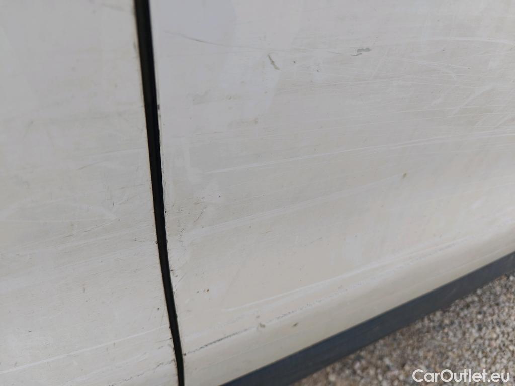  Opel  Vivaro OPEL  / 2019 / 4P / combi 1.5 Diésel 88kW (120CV) M Std Express #37