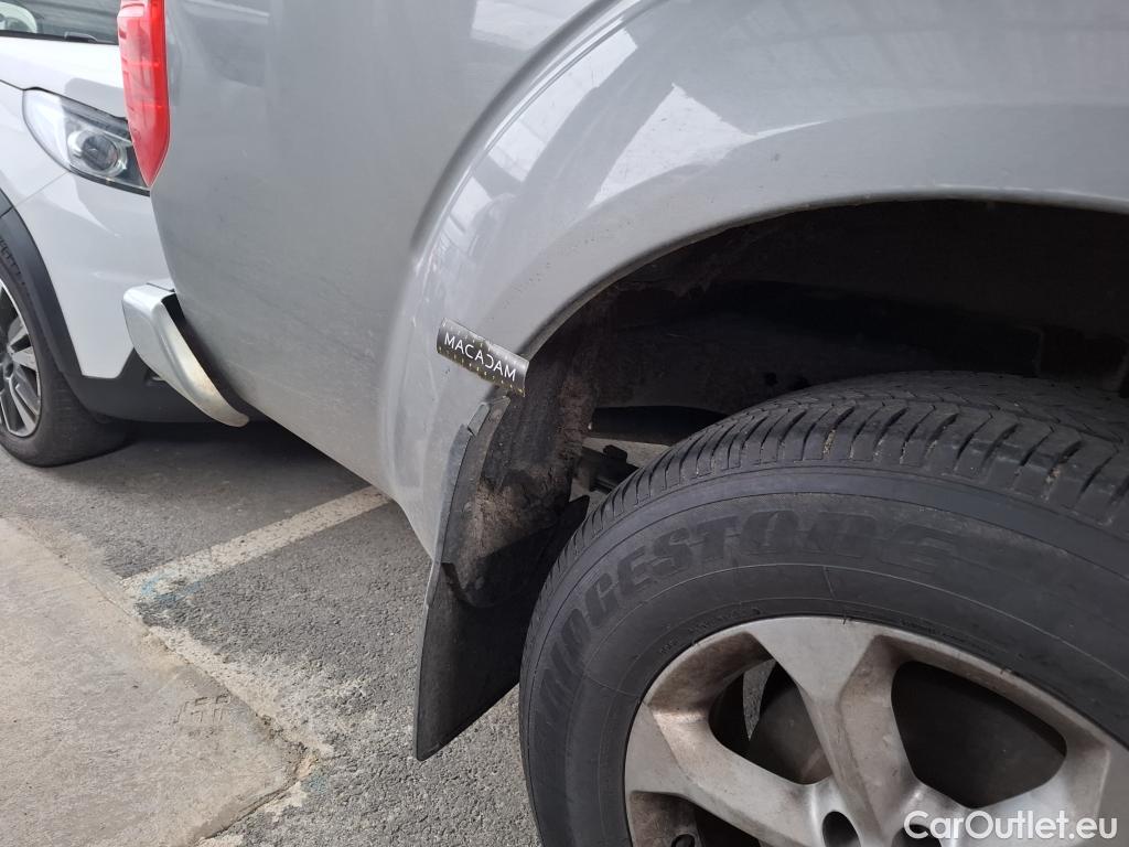  Nissan  Navara NISSAN  VU 4p PP King-Cab 2.5 dCi 1144ch 4x4 Optima pick-up #40
