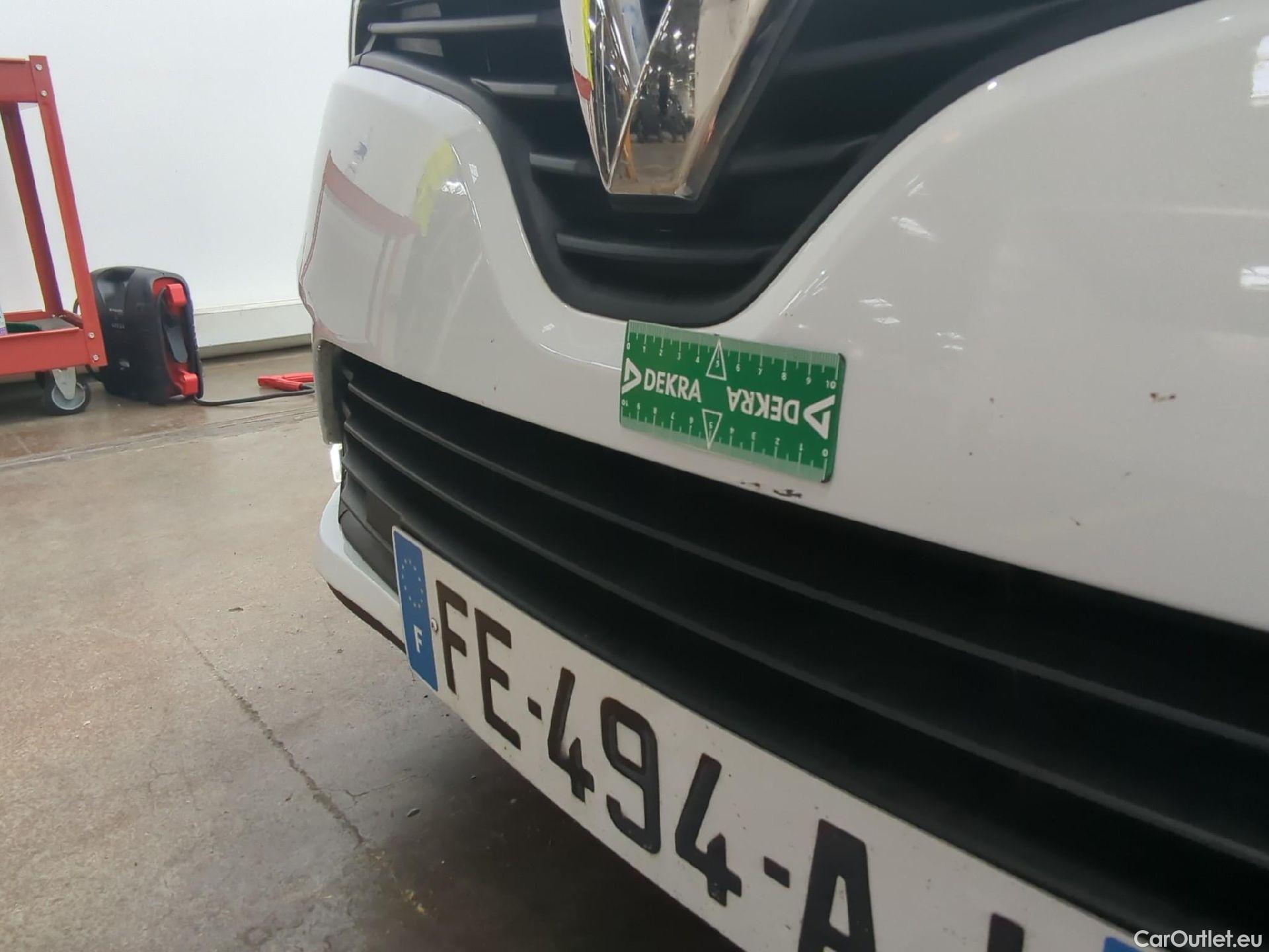  Renault  Clio  IV Air 1.5 dCi 90CV BVM5 E6 #9