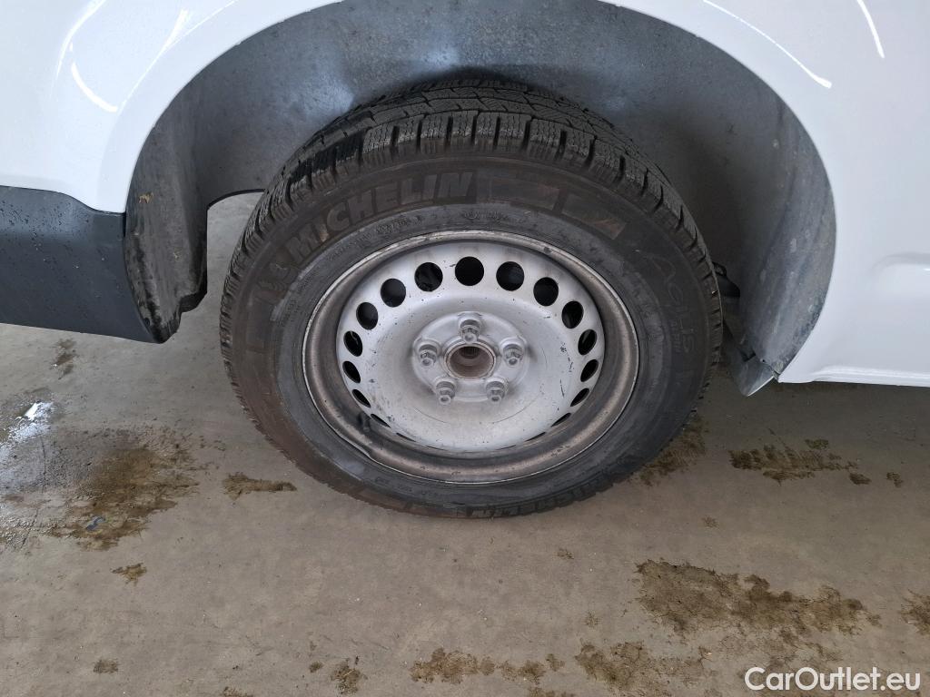  Volkswagen  Transporter VOLKSWAGEN  / 2019 / 4P / Fourgon tôlé 2.0 TDi 150 L2H1 Business #9