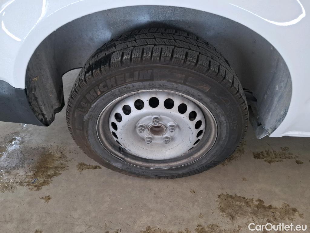  Volkswagen  Transporter VOLKSWAGEN  / 2019 / 4P / Fourgon tôlé 2.0 TDi 150 L2H1 Business #21
