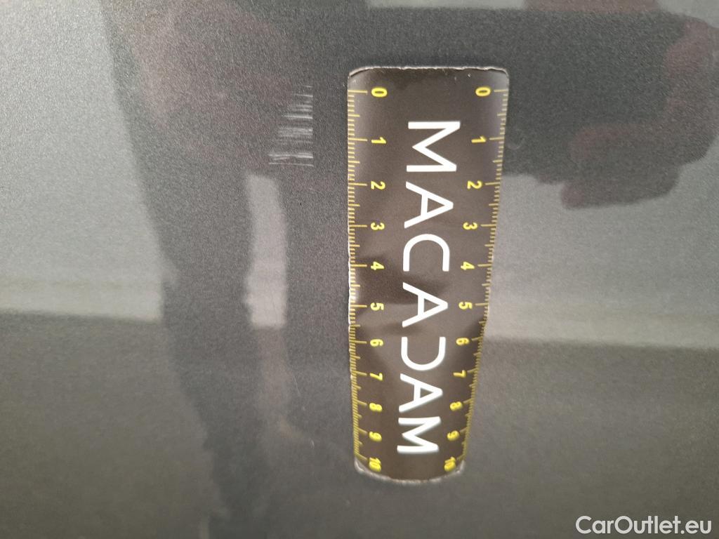  Citroen  C4 Cactus CITROEN  / 2017 / 5P / Berline PureTech 130 S&S EAT6 Shine #25