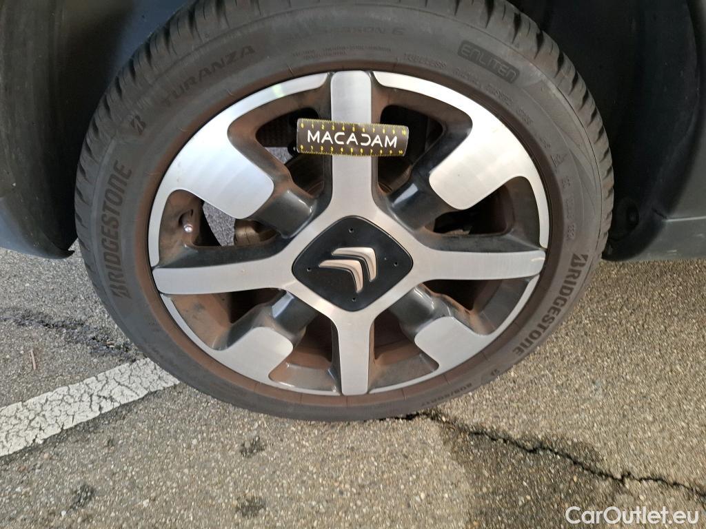  Citroen  C4 Cactus CITROEN  / 2017 / 5P / Berline PureTech 130 S&S EAT6 Shine #22