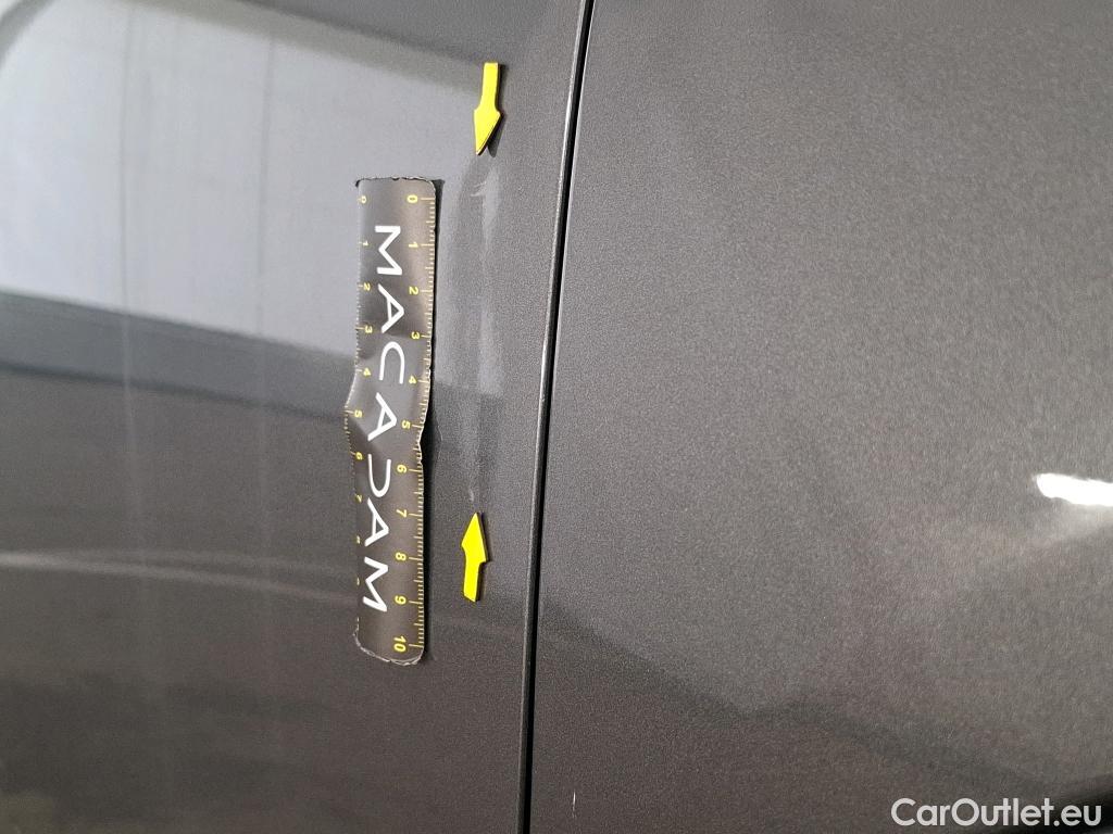  Citroen  C4 Cactus CITROEN  / 2017 / 5P / Berline PureTech 130 S&S EAT6 Shine #6