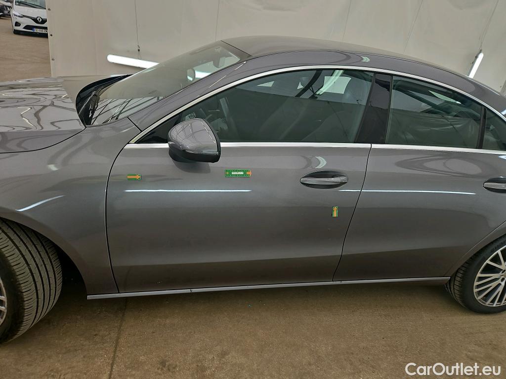  Mercedes  CLA-Klasse MERCEDES-BENZ CLA Coupe / 2019 / 4P / Coupé CLA 200 d Business Line BA8 #1
