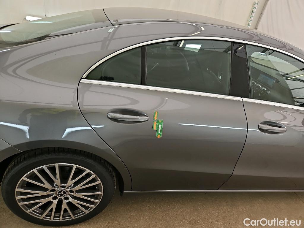  Mercedes  CLA-Klasse MERCEDES-BENZ CLA Coupe / 2019 / 4P / Coupé CLA 200 d Business Line BA8 #34