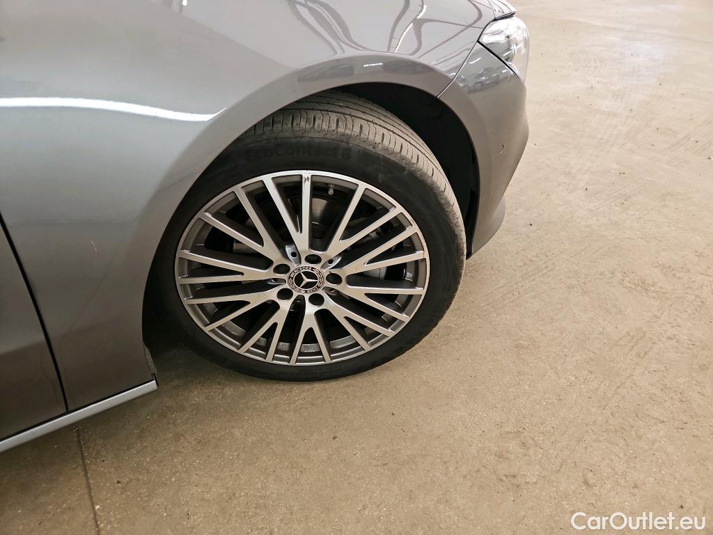  Mercedes  CLA-Klasse MERCEDES-BENZ CLA Coupe / 2019 / 4P / Coupé CLA 200 d Business Line BA8 #31