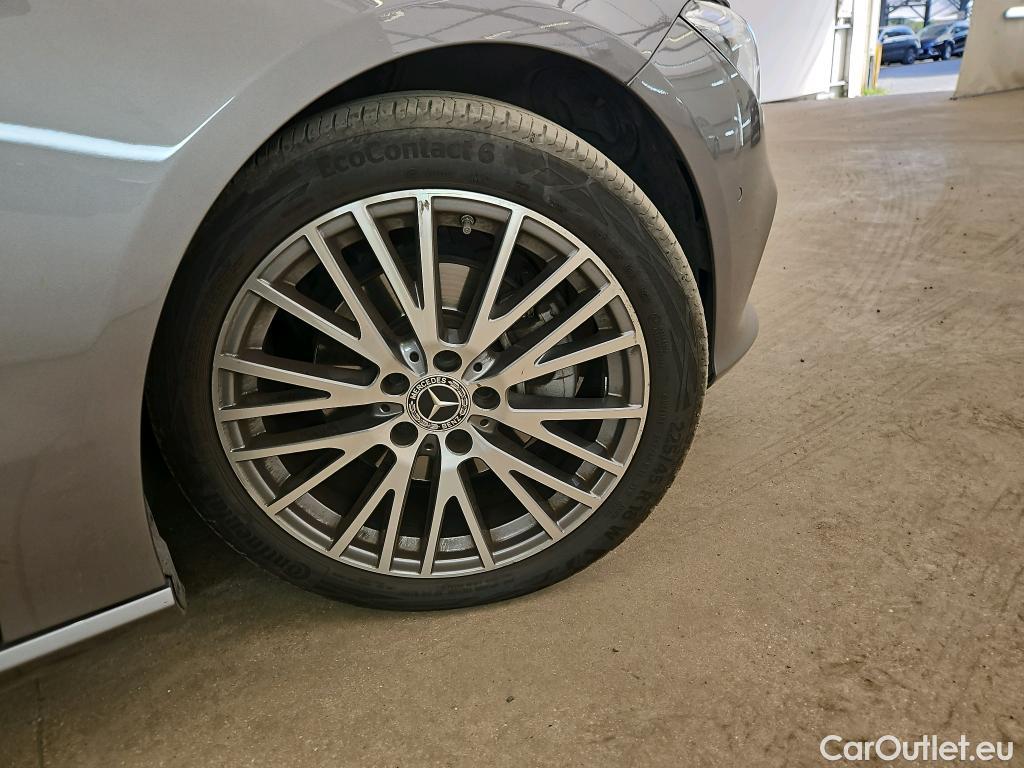  Mercedes  CLA-Klasse MERCEDES-BENZ CLA Coupe / 2019 / 4P / Coupé CLA 200 d Business Line BA8 #32