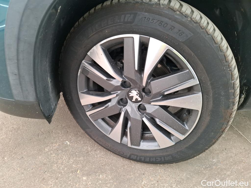  Peugeot  2008  Allure Business 1.5 HDi 100CV BVM5 E6dT #24