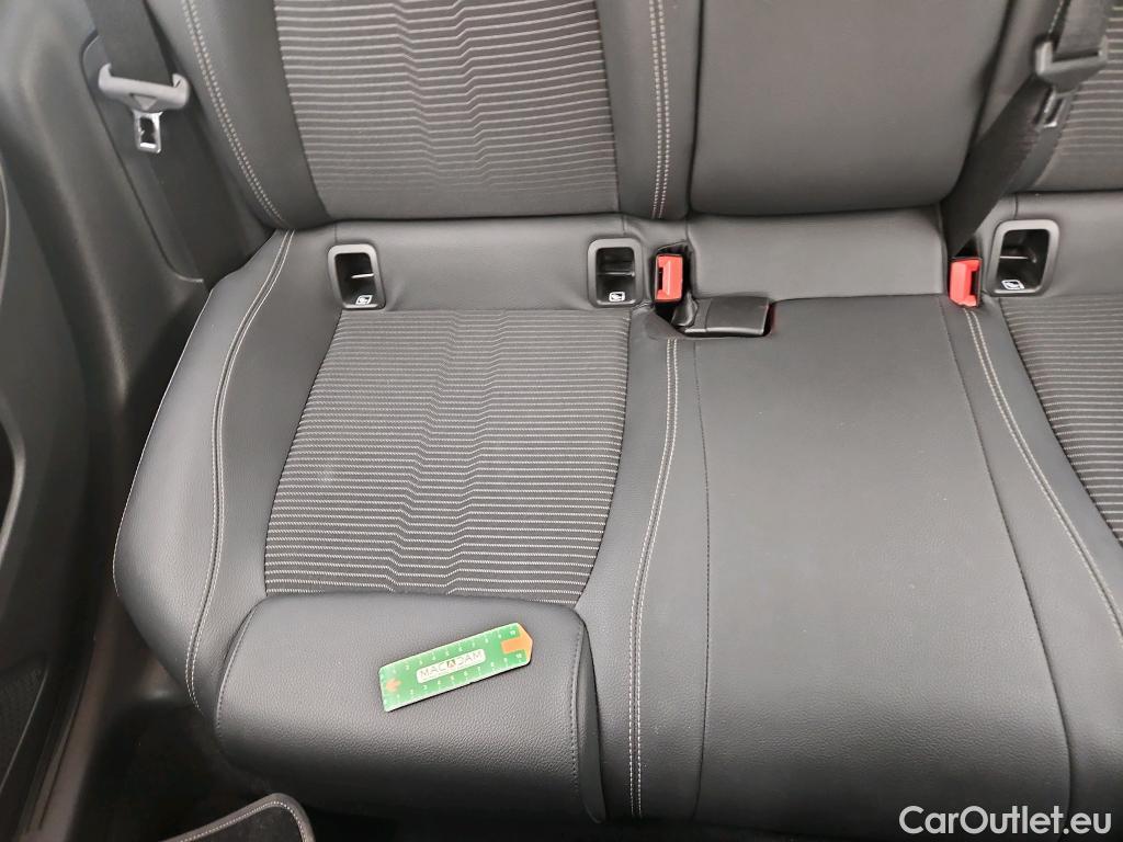  Mercedes  CLA-Klasse MERCEDES-BENZ CLA Coupe / 2019 / 4P / Coupé CLA 200 d Business Line BA8 #23