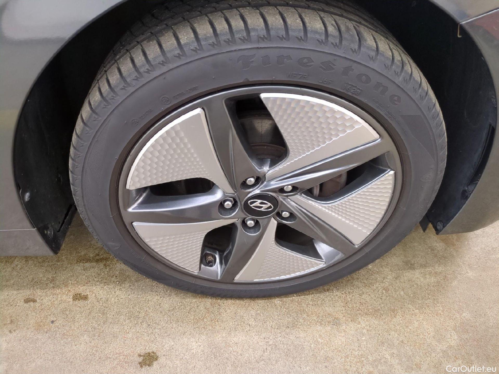  Hyundai   Ioniq Ioniq Business Hybrid 1.6 GDI 140CV BVA6 E6 #1