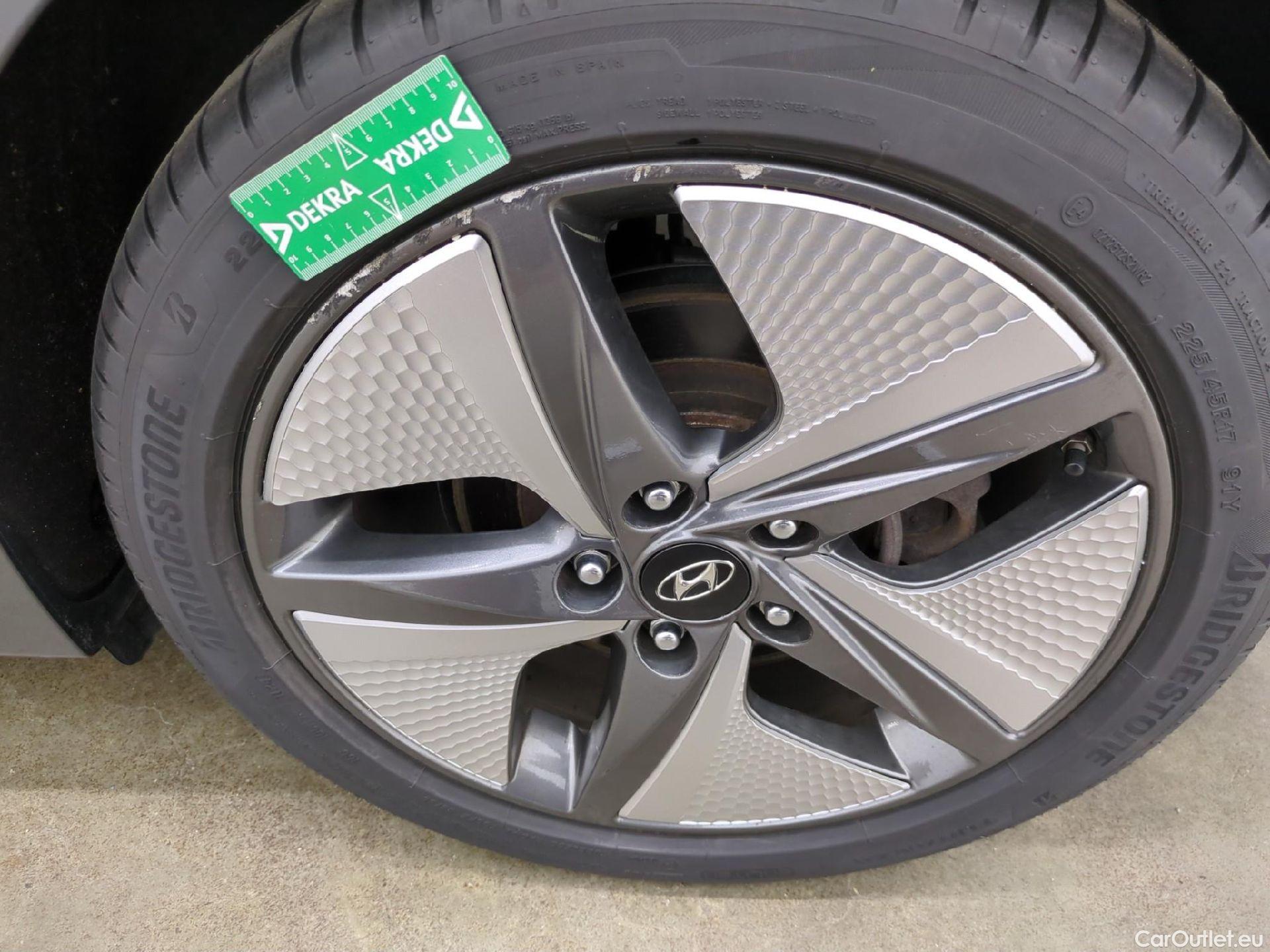  Hyundai   Ioniq Ioniq Business Hybrid 1.6 GDI 140CV BVA6 E6 #9