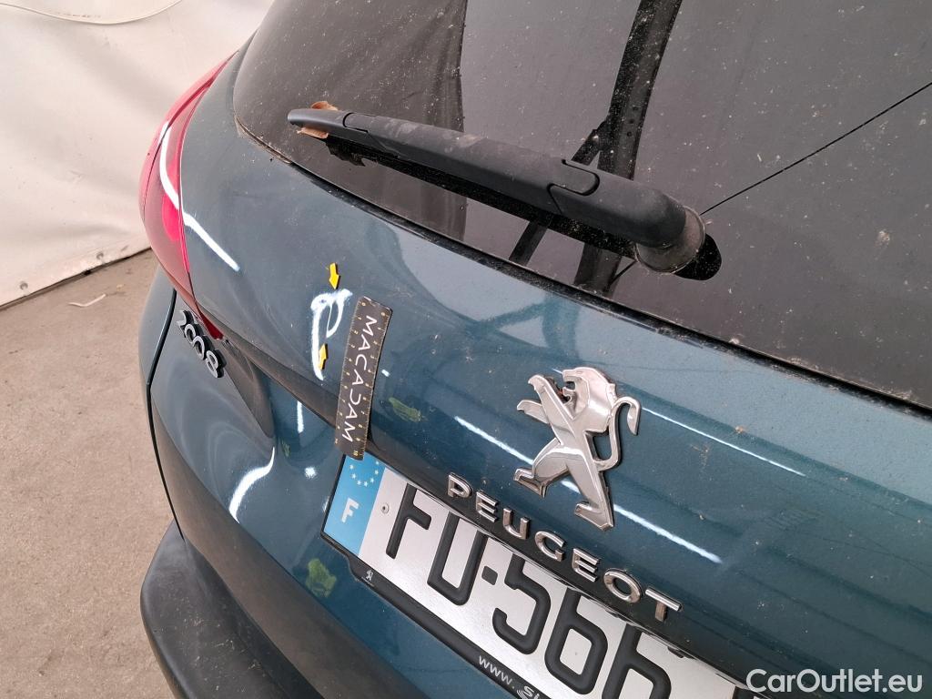  Peugeot  2008  Allure Business 1.5 HDi 100CV BVM5 E6dT #36