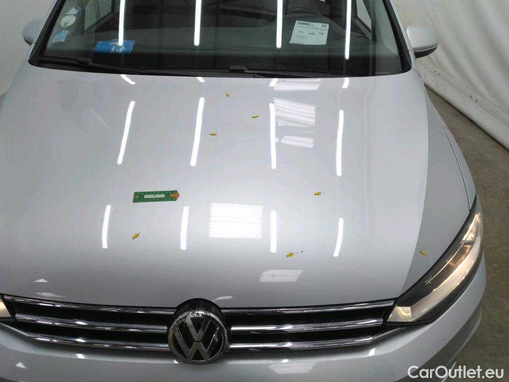  Volkswagen  Touran VOLKSWAGEN  / 2015 / 5P / monospace 2.0 TDI 150 DSG6 Confortline Busines BMT #3
