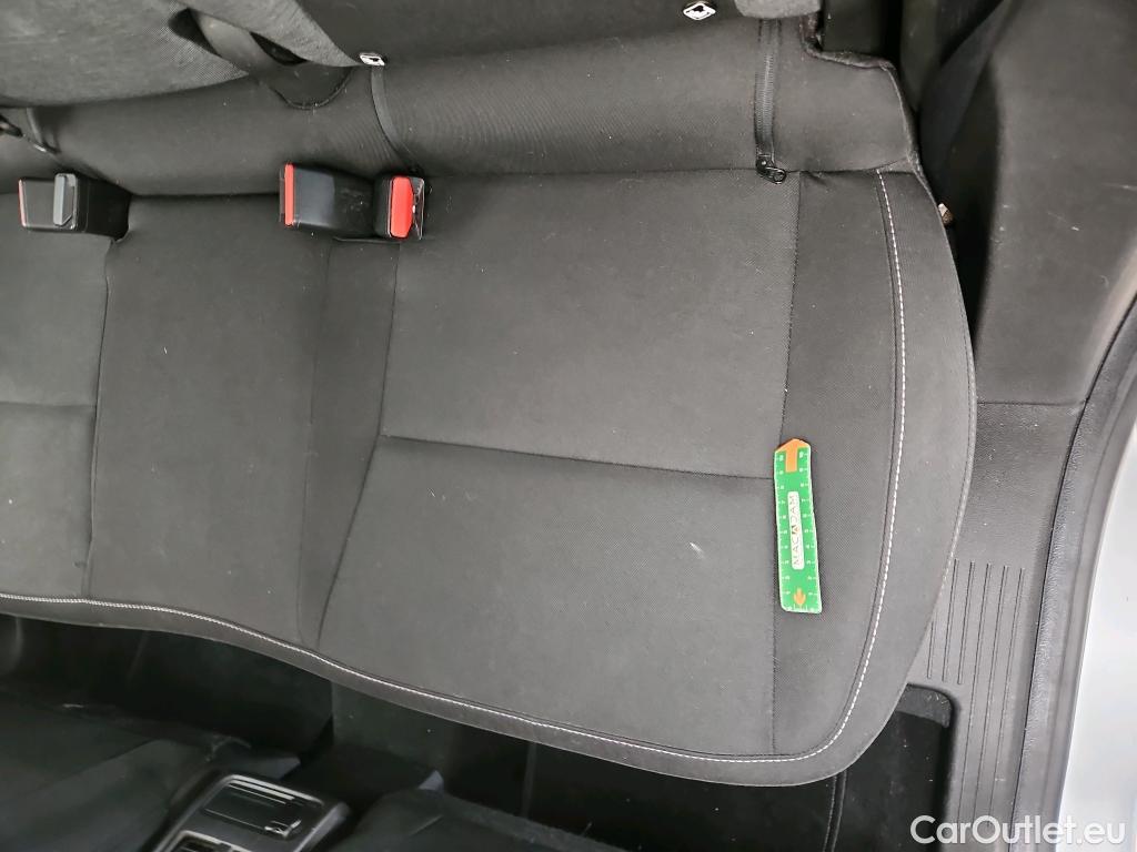  Renault  Captur  II Business 1.5 dCi 115CV BVA7 E6dT #9
